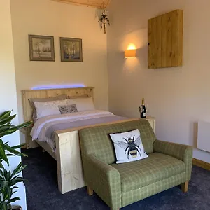 https://villa-bodkin-farm.hotelsin-nottingham.com